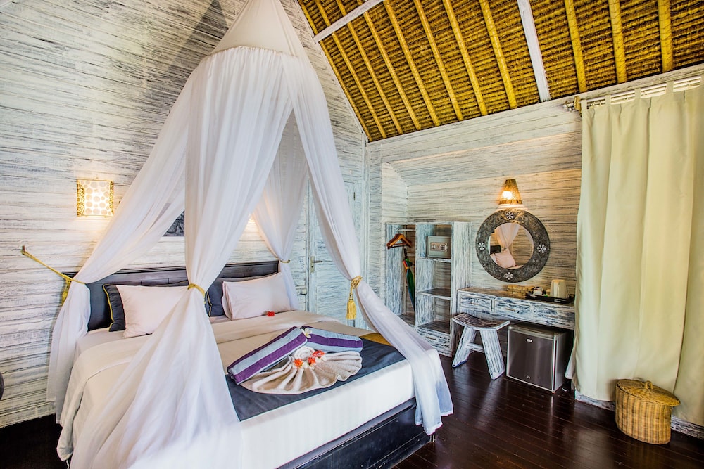 Lembongan Bay Shore Huts 15/71
