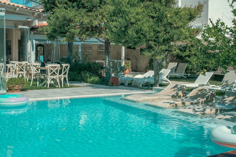 Georgias Garden by Omilos Hotels 40/50