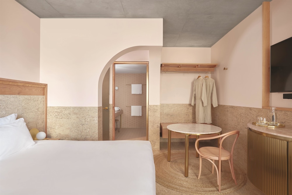 The Calile Hotel 32/71