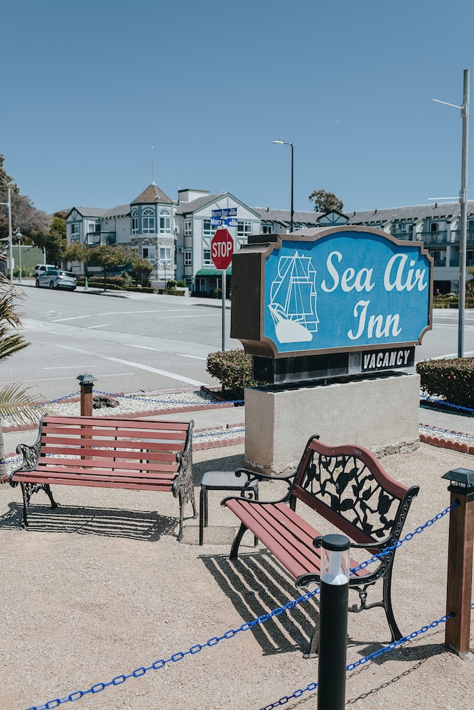 Sea Air Inn and Suites Downtown Morro Bay 23/50