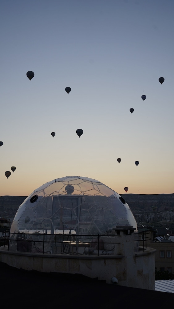 Balloon Cave Hotel 41/45