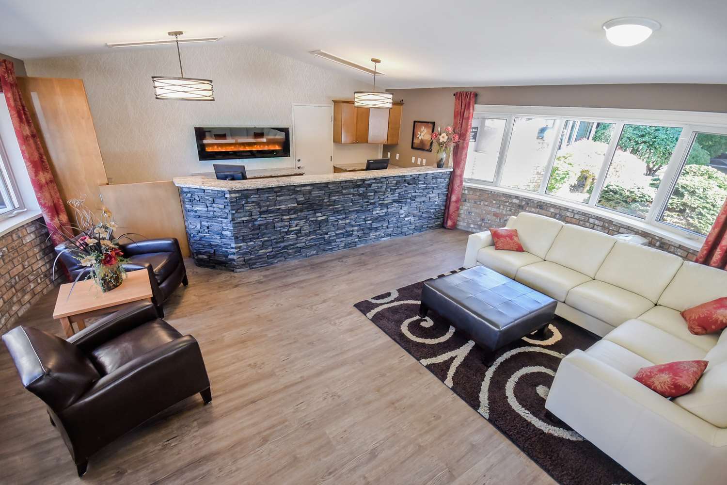 Best Western Sicamous Inn 4/30