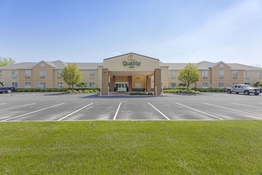 Quality Inn and Suites Sandusky 26/40