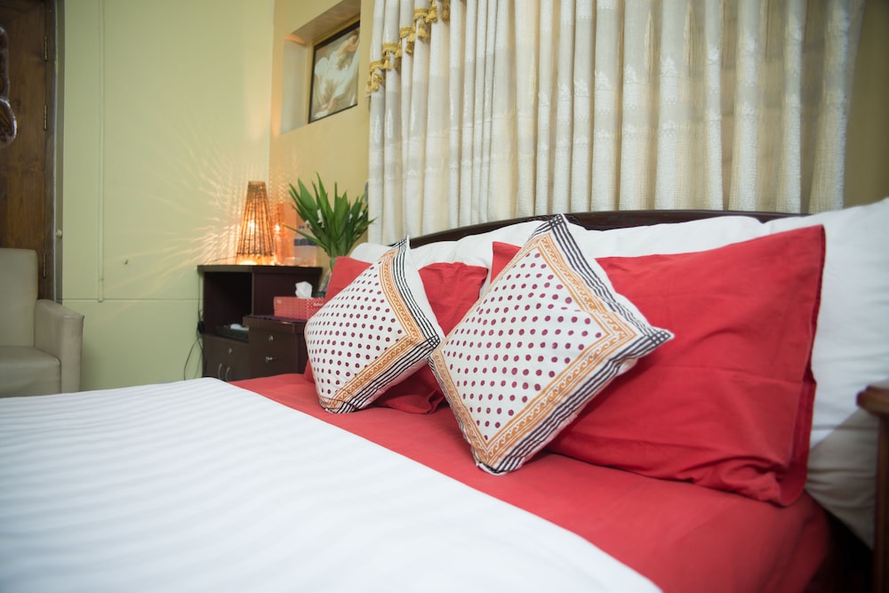 Babylon Garden Serviced Apartments 14/75