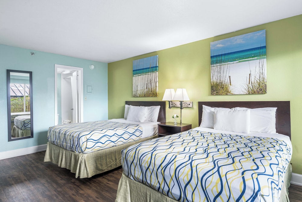 Boardwalk Beach Resort Hotel 20/65