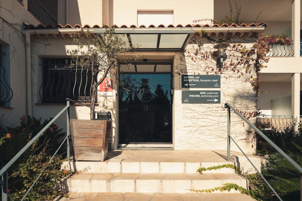 Van Der Valk Hotel Le Catalogne 50/72