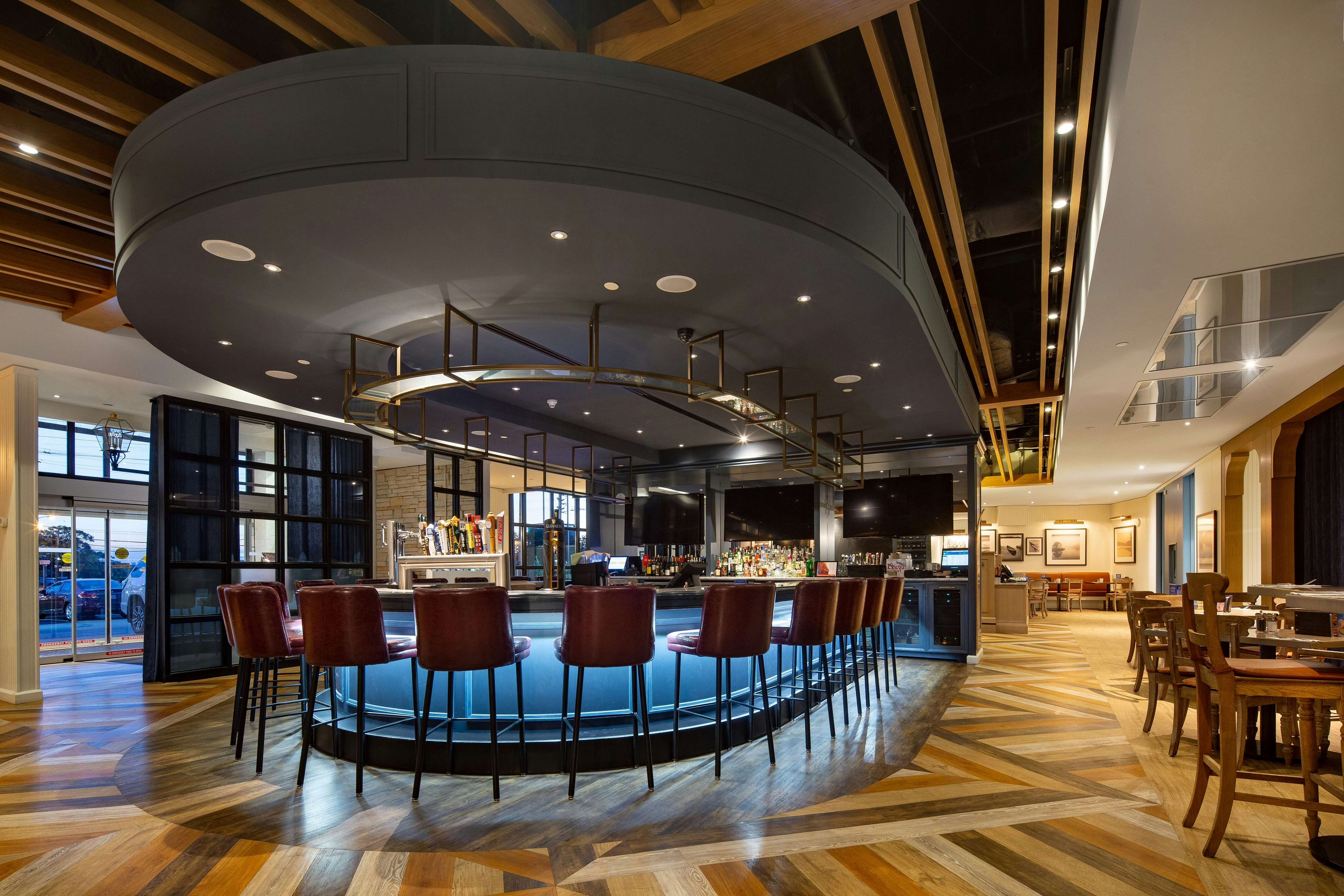 Doubletree by Hilton Toronto Airport 10/47