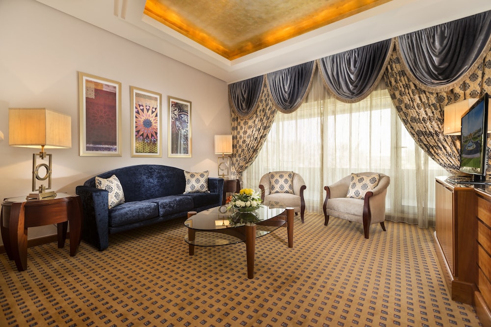 Erth Abu Dhabi 44/69
