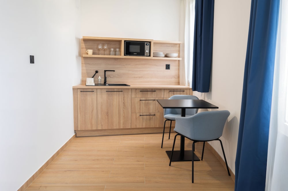 Ibis Styles Debrecen Airport 18/23