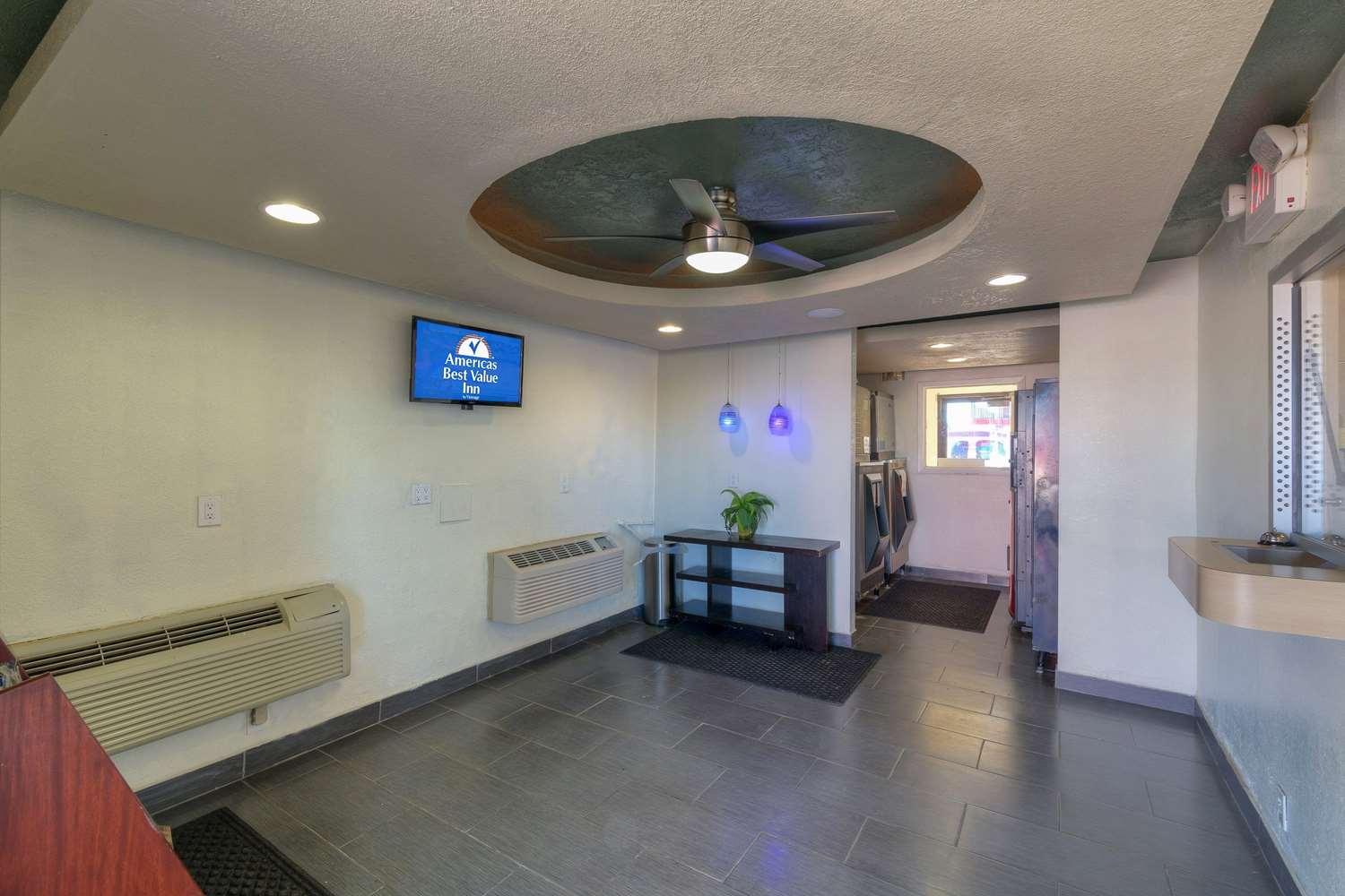 Americas Best Value Inn Amarillo Airport 26/34