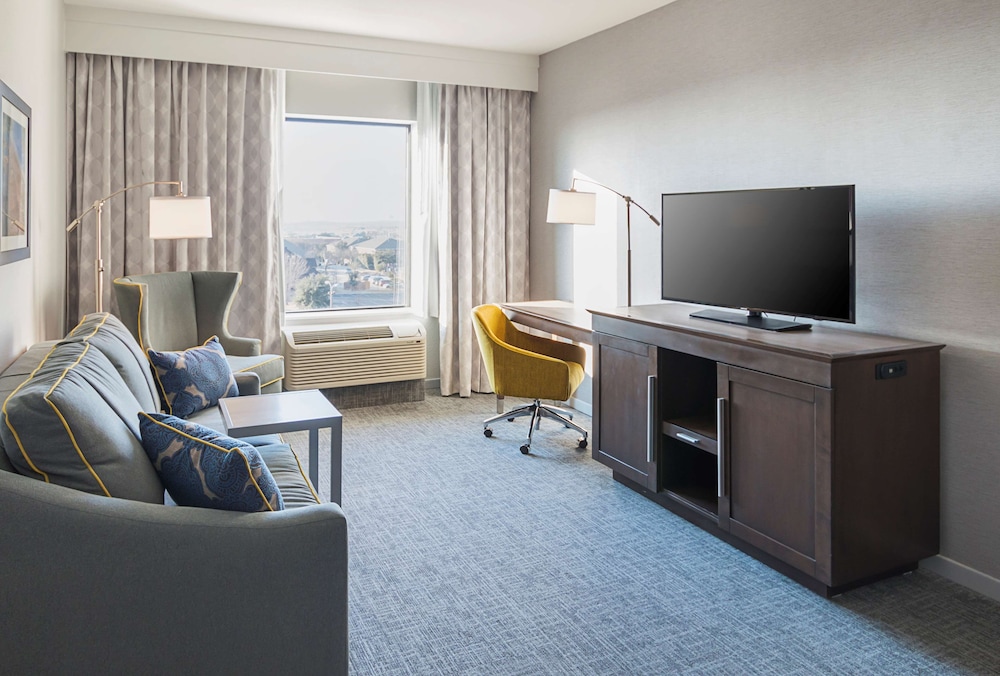 Hampton Inn & Suites Colleyville DFW Airport West 36/50