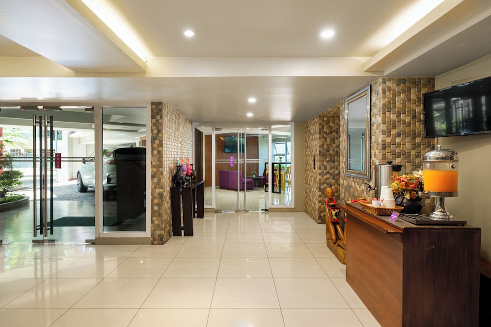 Myspace Hotel At Bgc 14/70