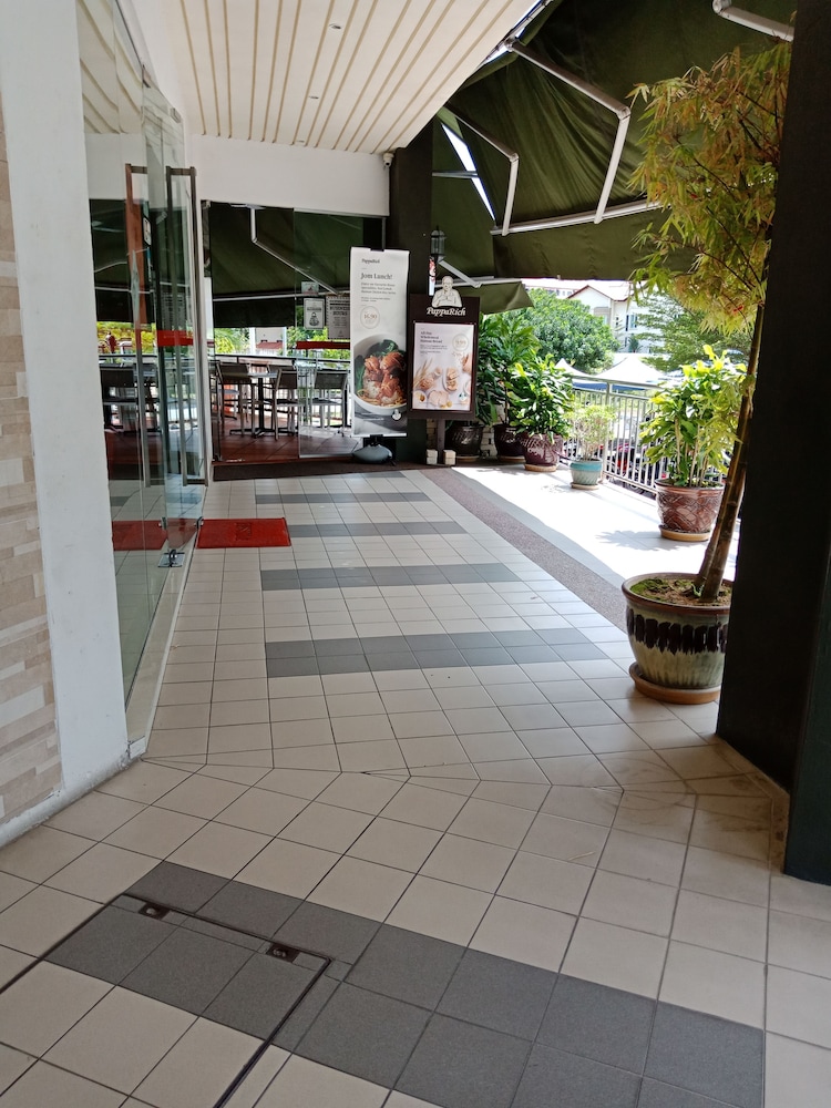 Seeds Hotel Cheras Taman Bukit Segar 40/41