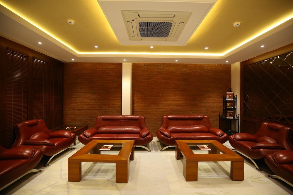 The Ic's Hotel 27/30