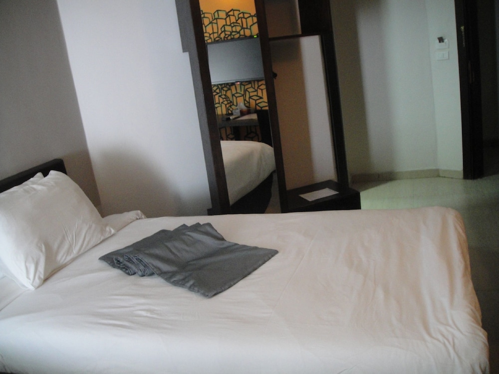 Art Hotel 17/50