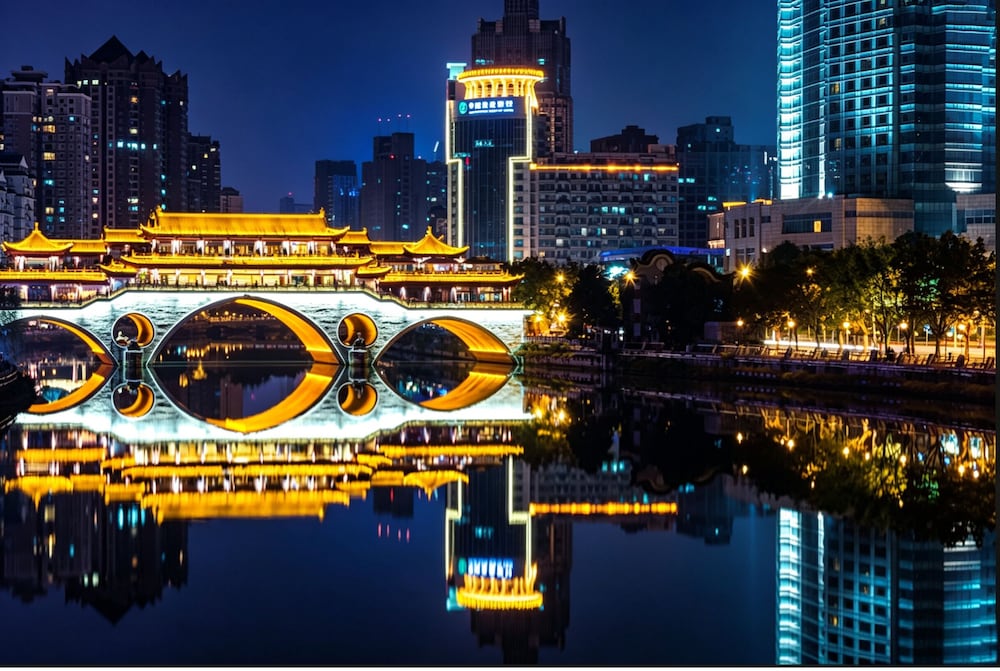 Mercure Chengdu Chunxi 6/65