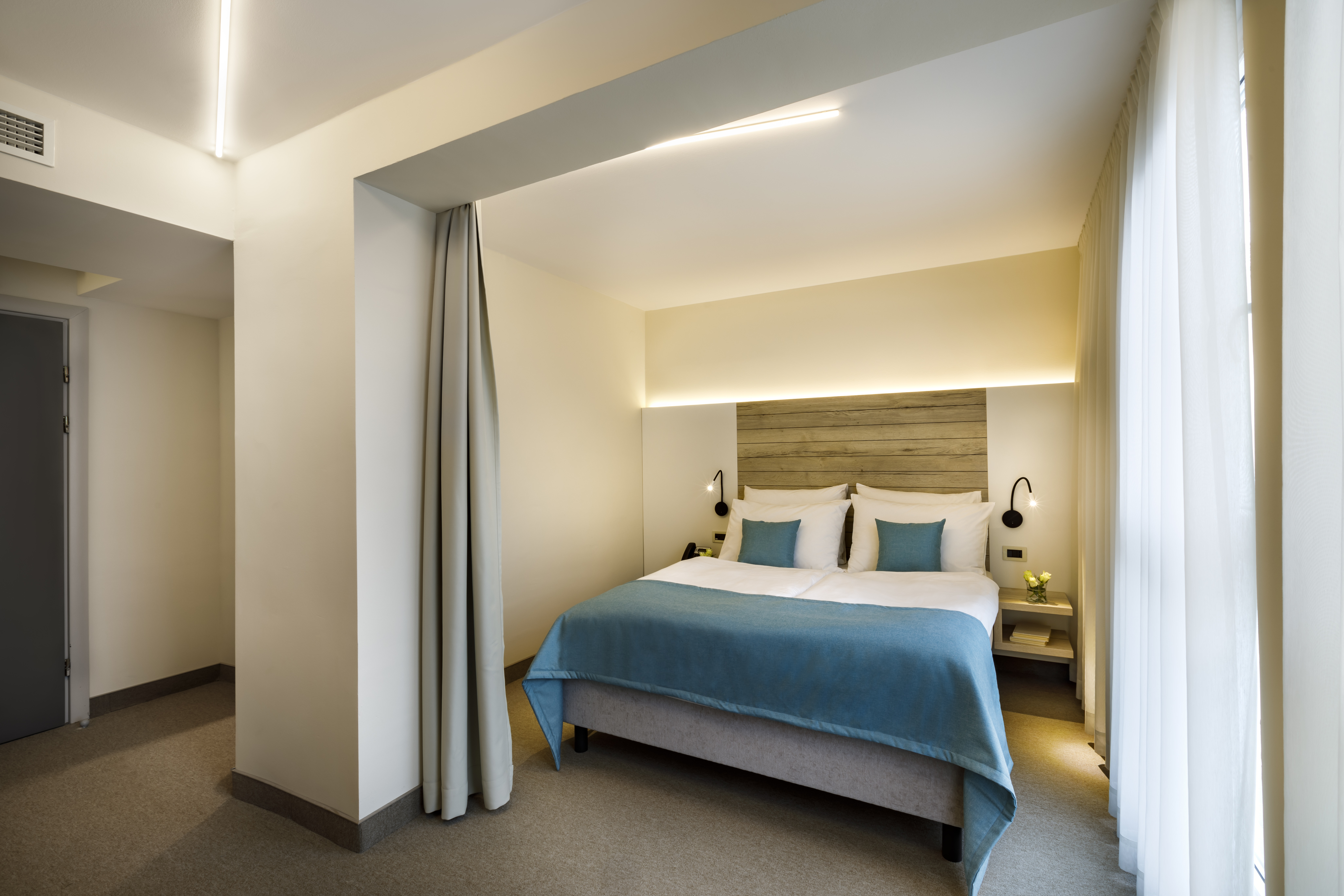 Standard, Double Bed