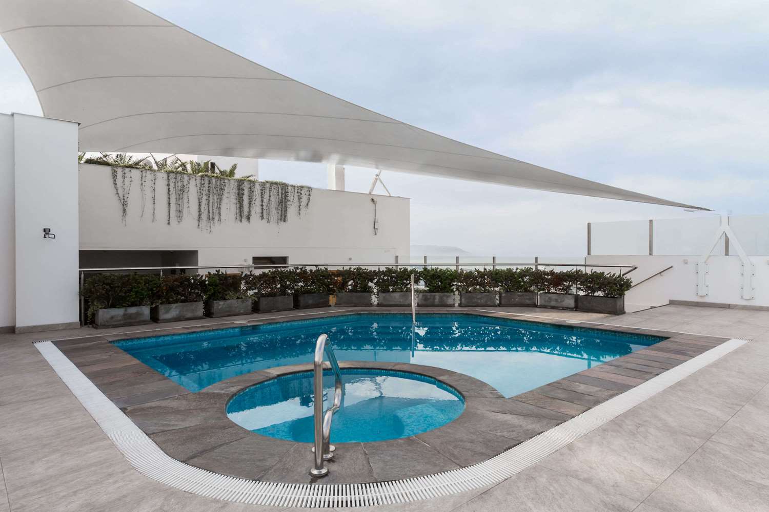 Wyndham Costa Del Sol Lima City 72/77