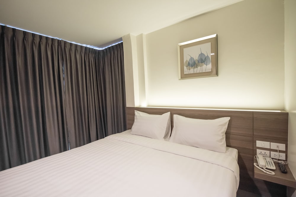 Sovereign Group Hotel Pratunam Bangkok 17/61