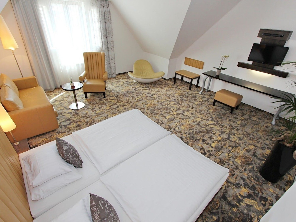ARCOTEL Camino Stuttgart 25/64