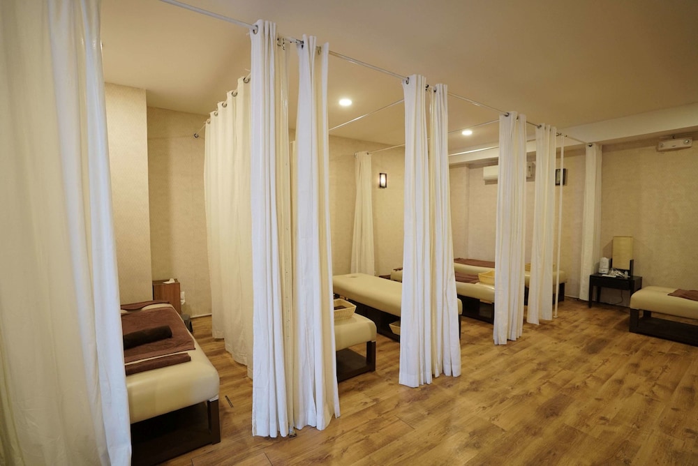 The Tides Hotel Boracay 27/50