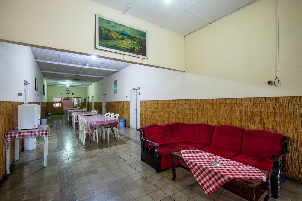 Hotel Jogja Bukittinggi 40/50