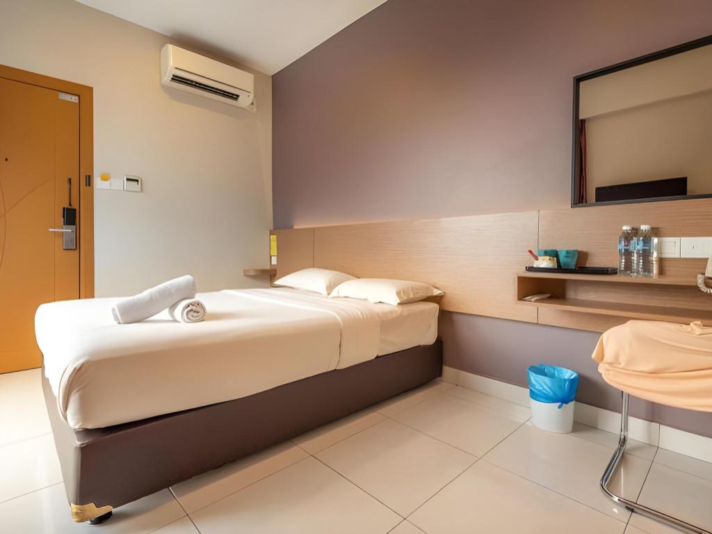 Swing & Pillows at PJ21 Petaling Jaya 20/34