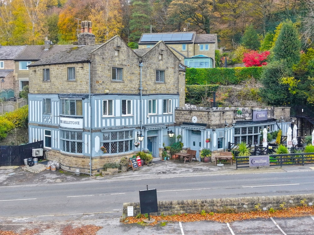 Millstone Country Inn 1/48