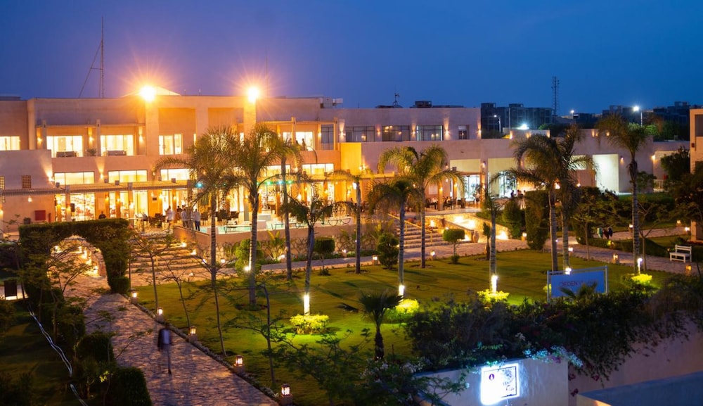 Caesar Bay Resort 46/50