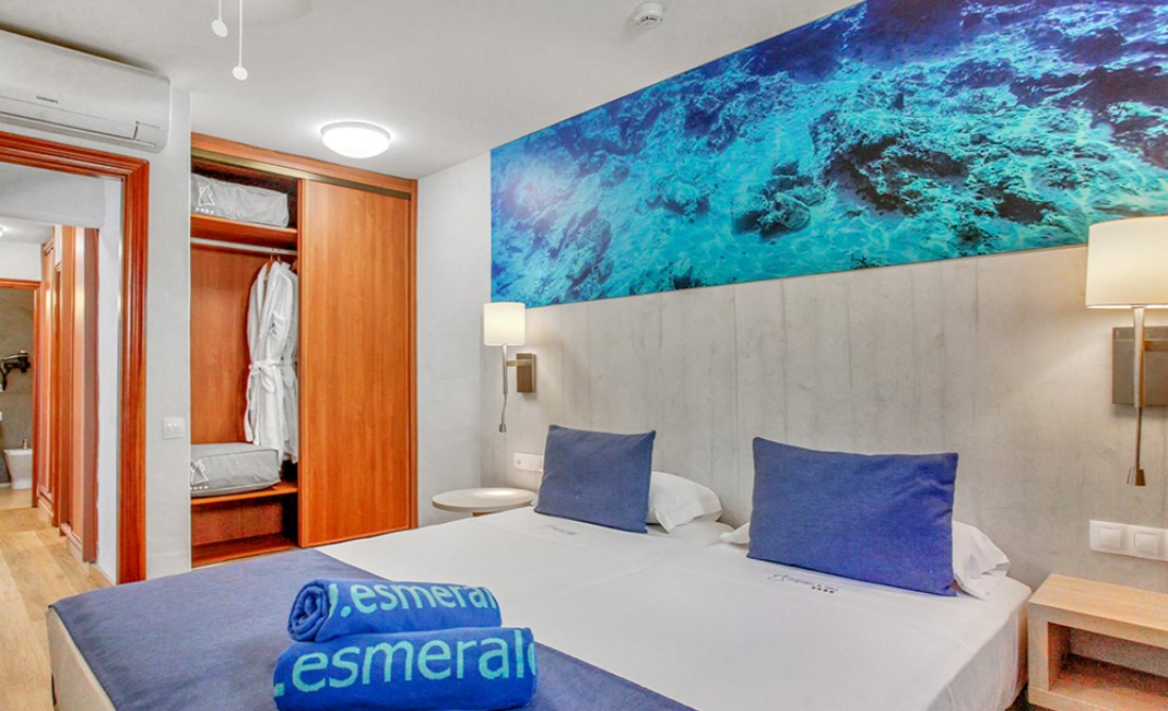 3 Bedrooms, Premium, Sea Front