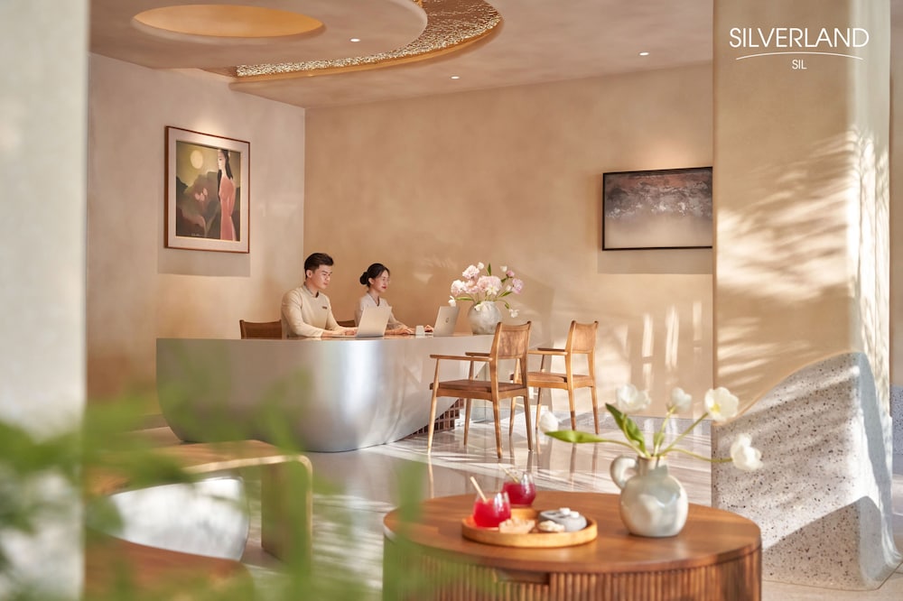 Silverland Sil Hotel and Spa 5/50