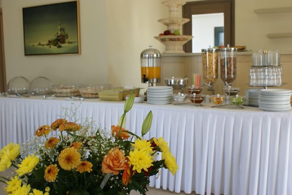 Plaka Hotel II 33/46