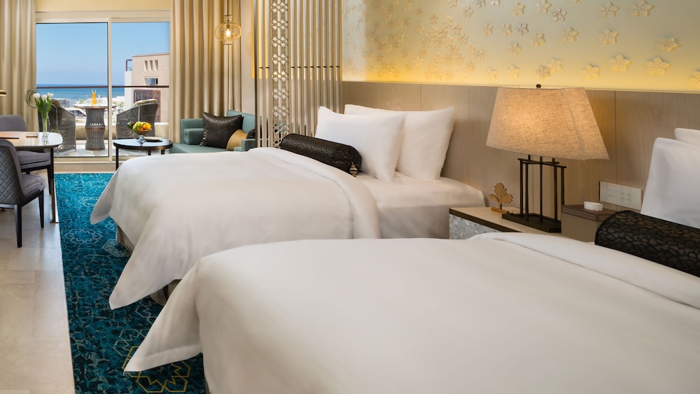 Kempinski Summerland Hotel & Resort Beirut 12/65