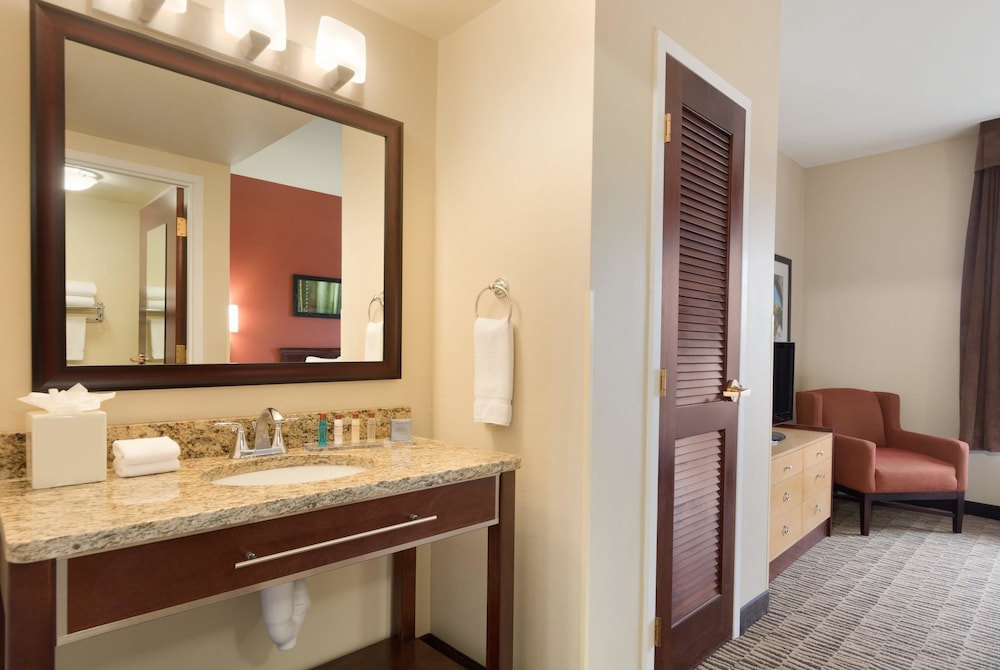 Hawthorn Suites By Wyndham College Station 17/60