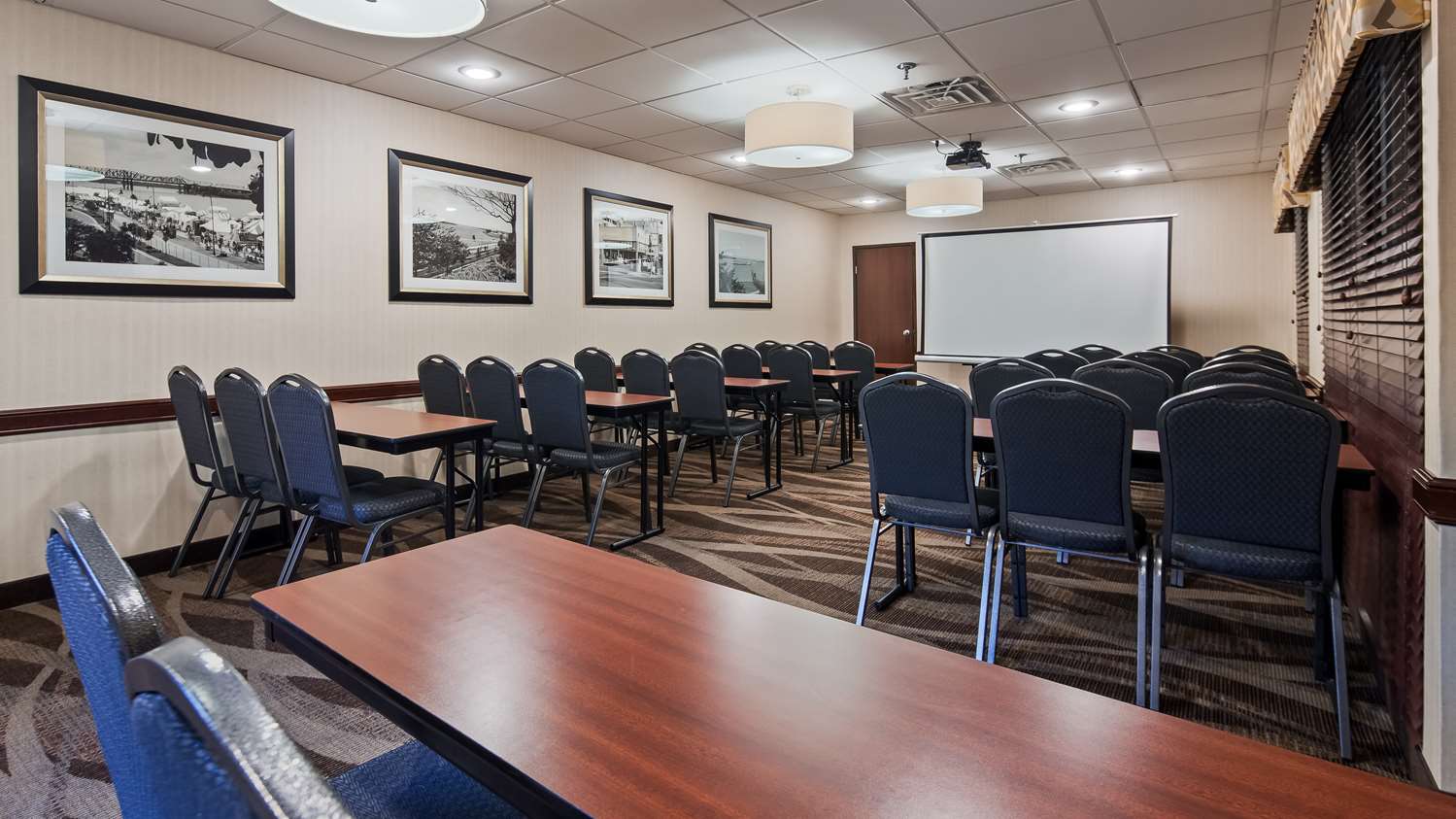 Best Western Plus Galleria Inn & Suites, Memphis TN 23/34