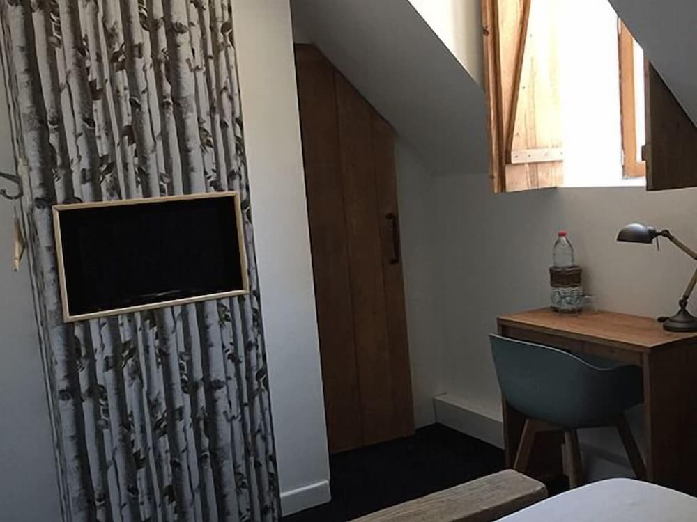 Boutique Hotel B&B Fleurie، بورجيز 30/50