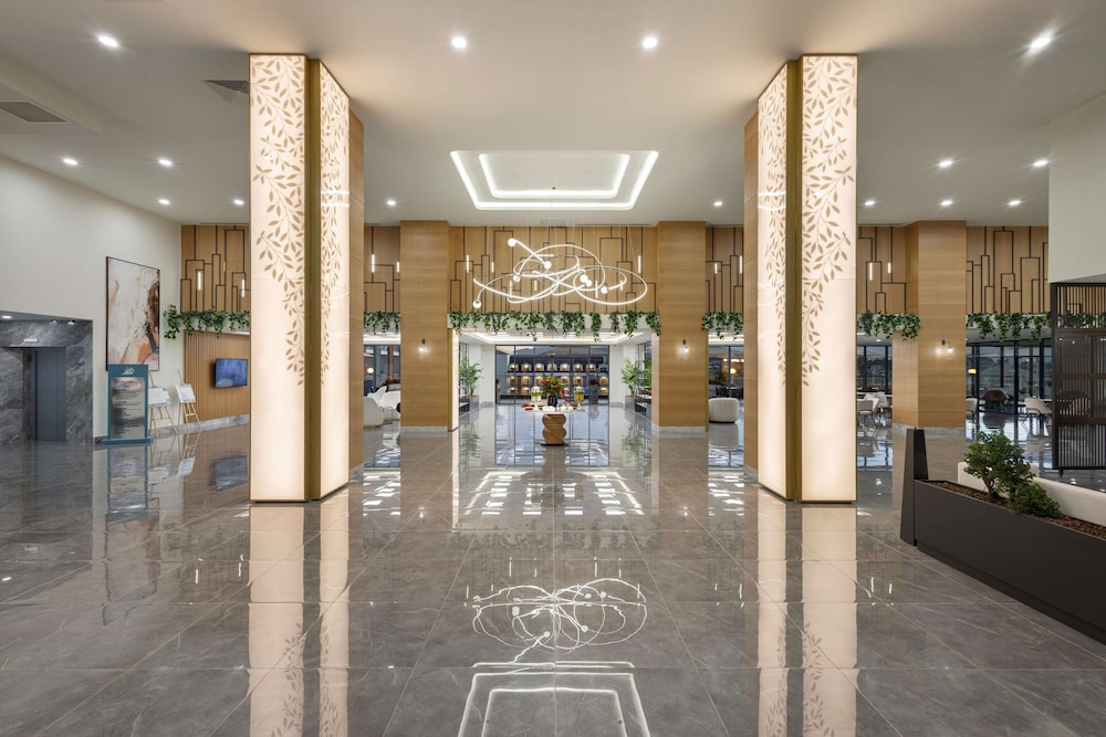 Arcanus Hotels Trendline Side 7/50
