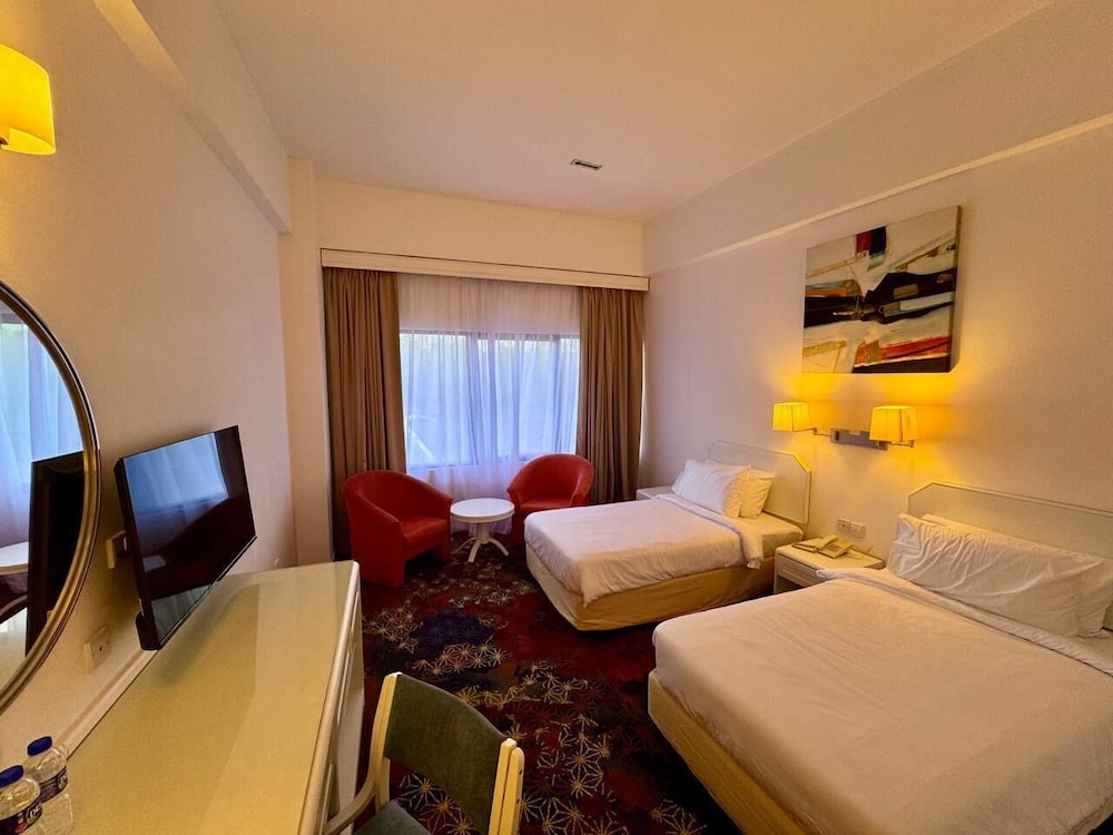 Royal Park Hotel @ UNITEN 12/50