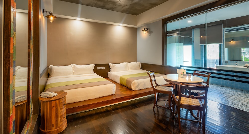 Treasures Hotel & Suites 10/64