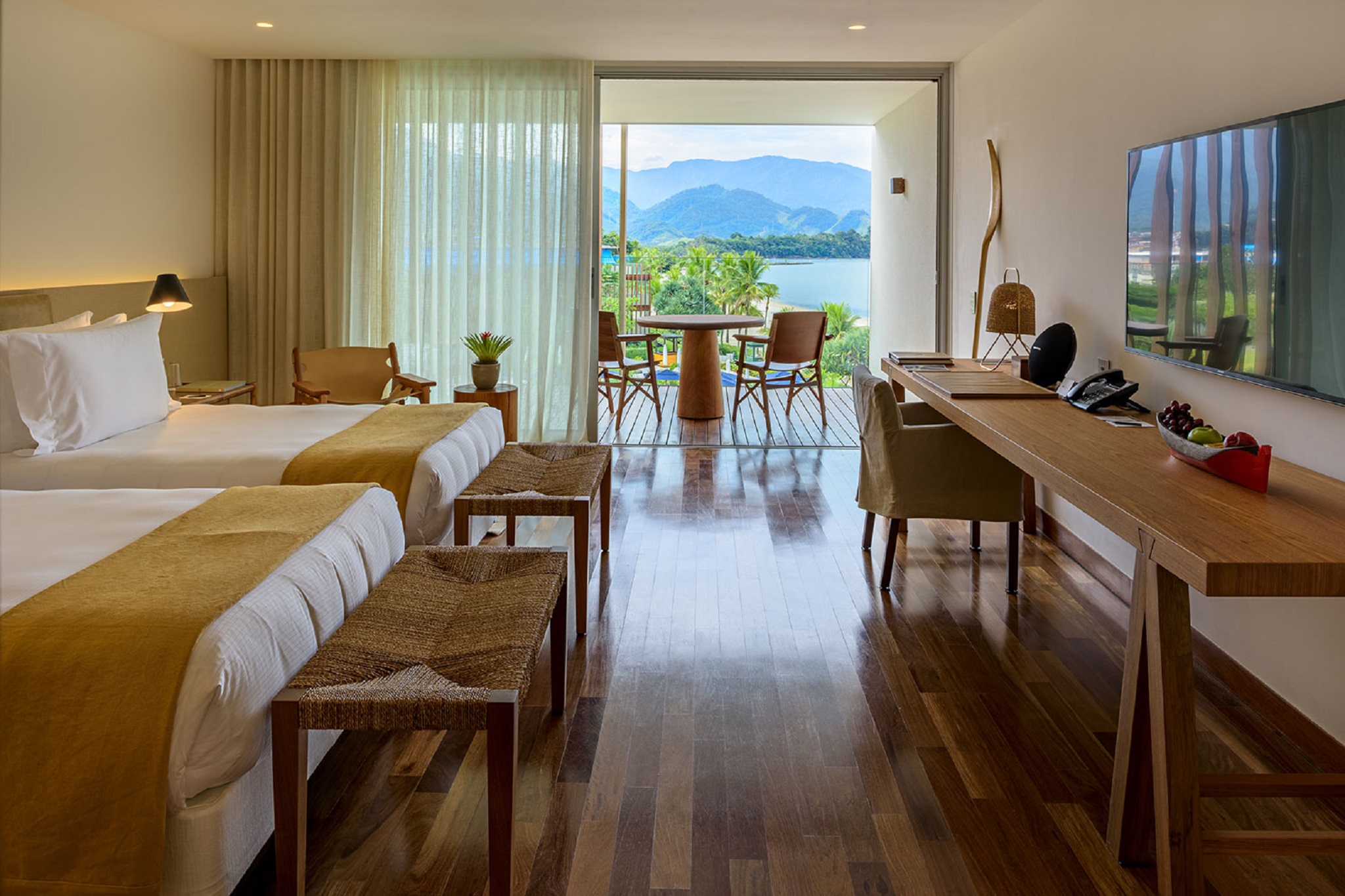 Deluxe, Apartment, Double or Twin Bed, Side Sea View
