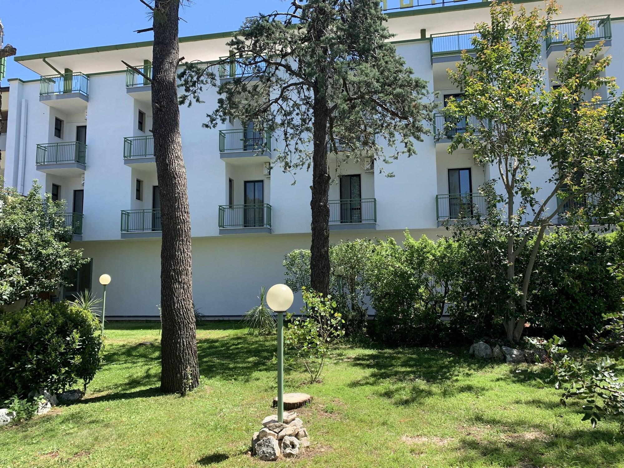 Hotel Murgia 23/33