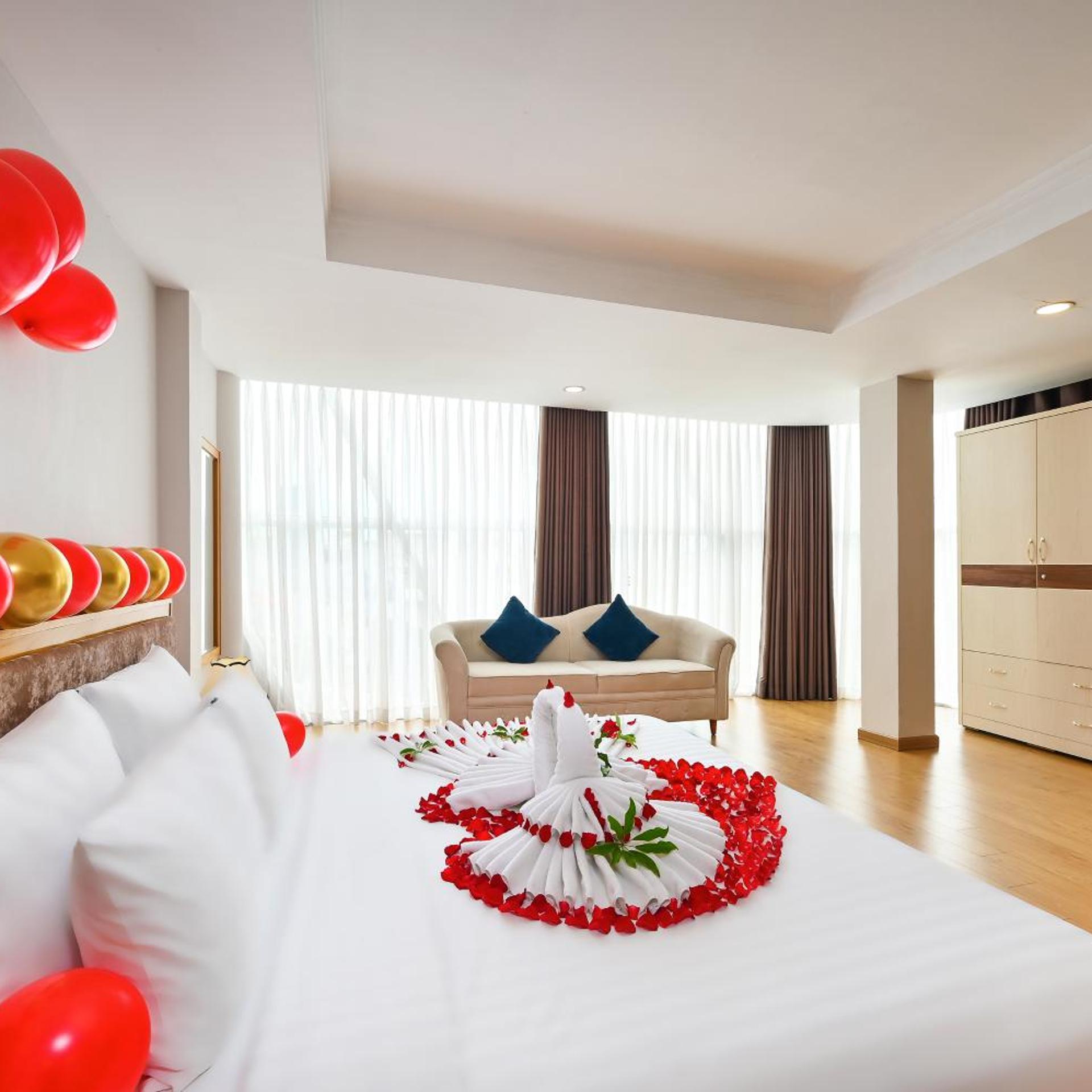 Suite, City view