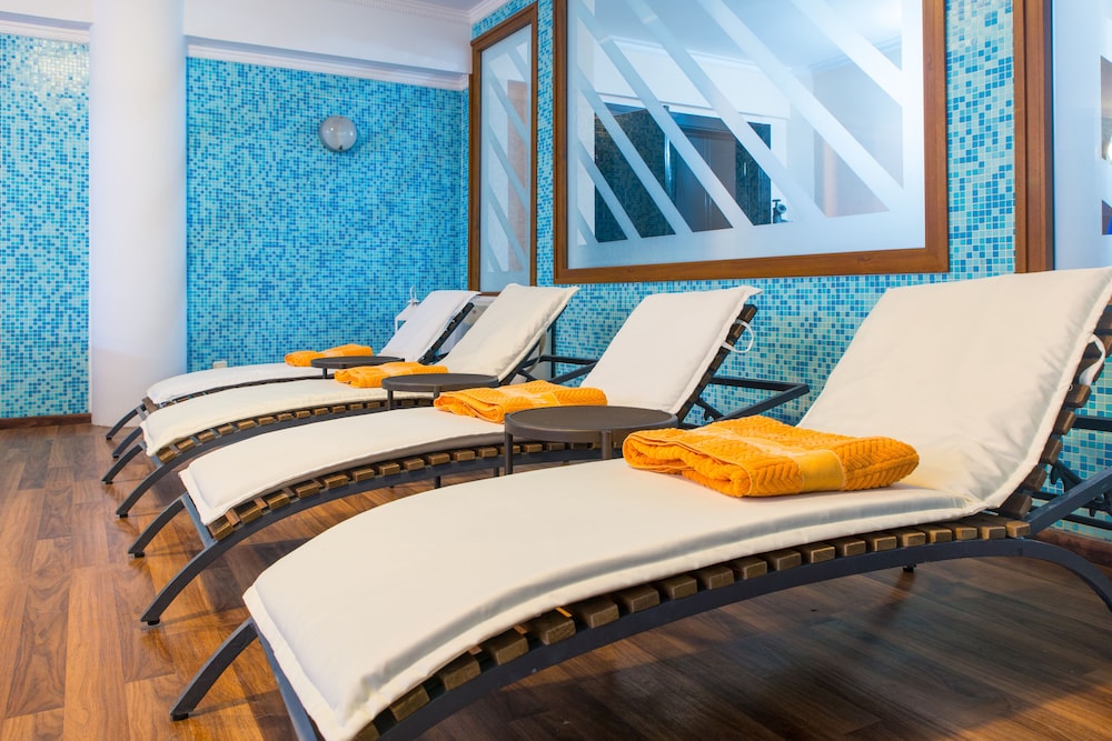 Mediterranean Resort Hotel 50/60