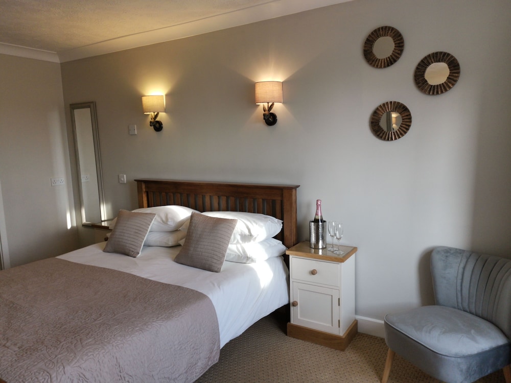 The River Haven Hotel 15/39