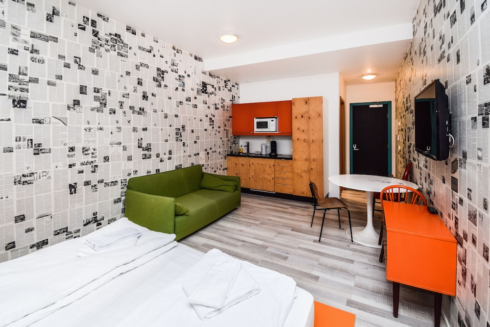 OK Hotel 4/66