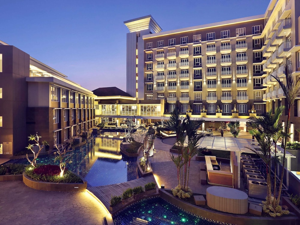 Grand Mercure Bandung Setiabudi 68/71