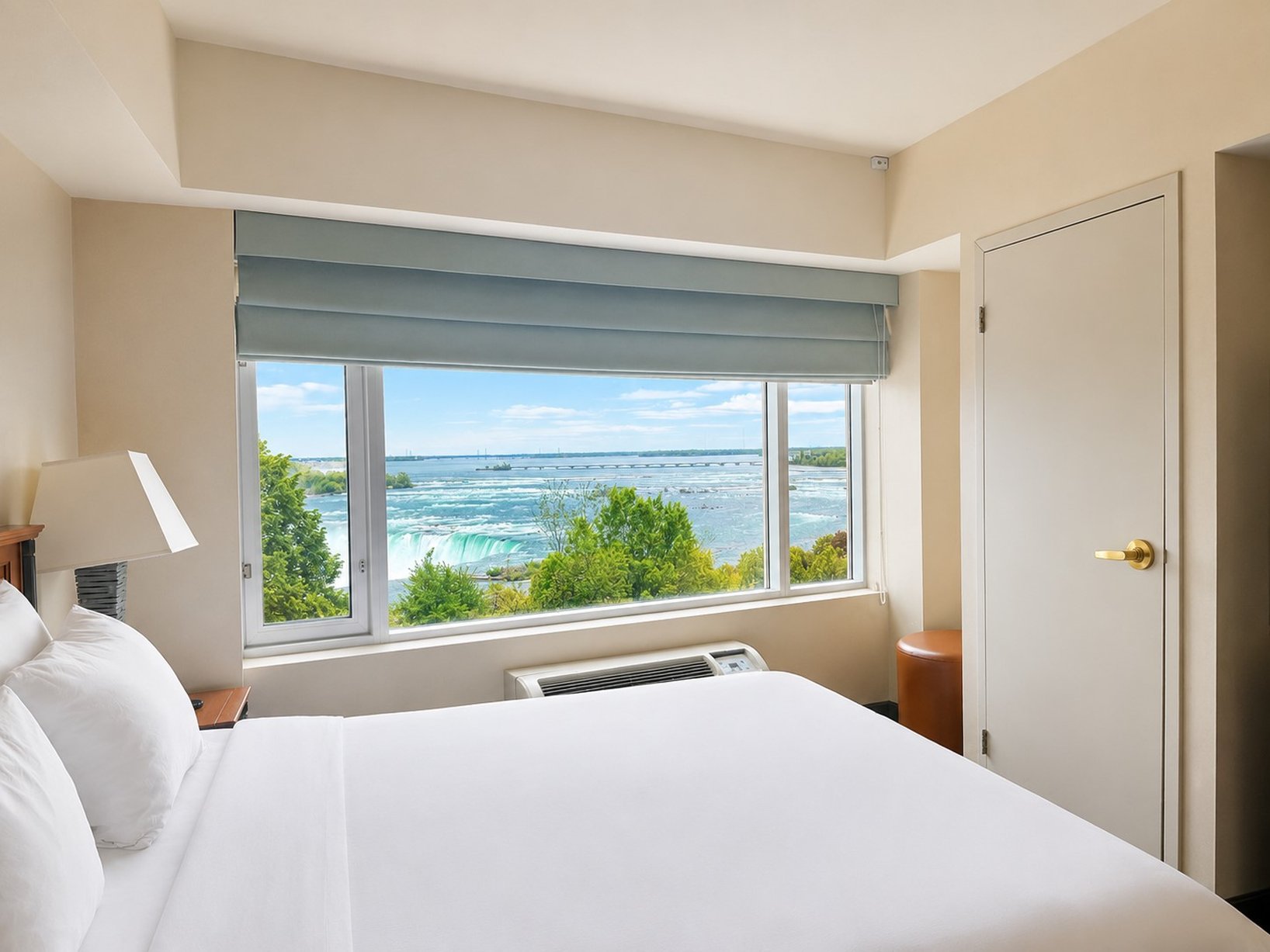 Niagara Fallsview Hotel & Suites 16/58