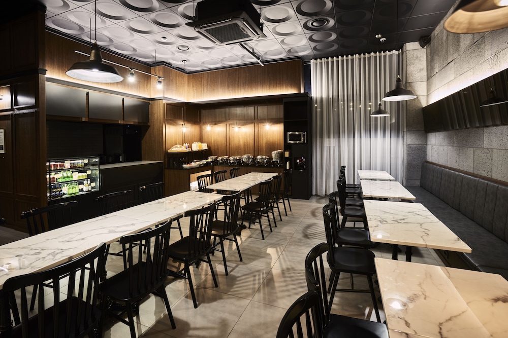 Lumia Hotel Myeongdong 20/25
