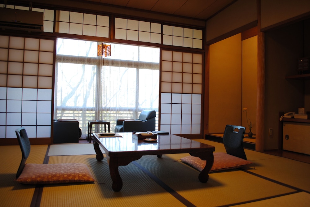 Negiya Ryofukaku 32/50