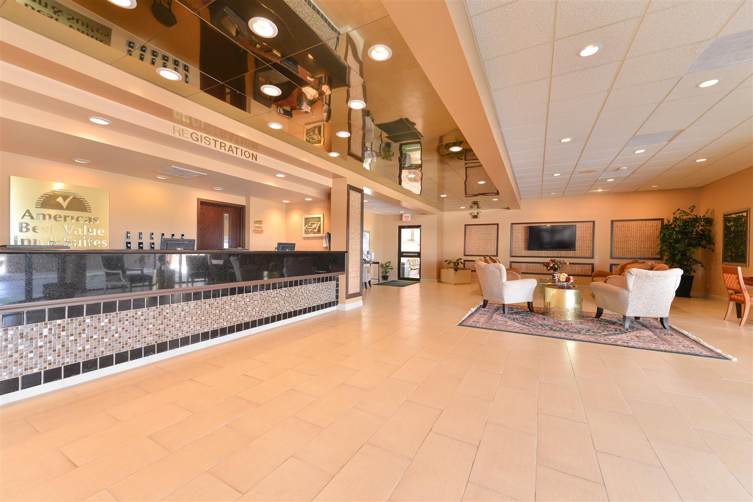 Americas Best Value Inn & Suites Victoria 1/34